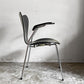 フリッツハンセン Fritz Hansen 3207 セブンチェア アームチェア ラッカー ブラック アルネヤコブセン 北欧家具 リペイント 参考価格￥146,080 - ■