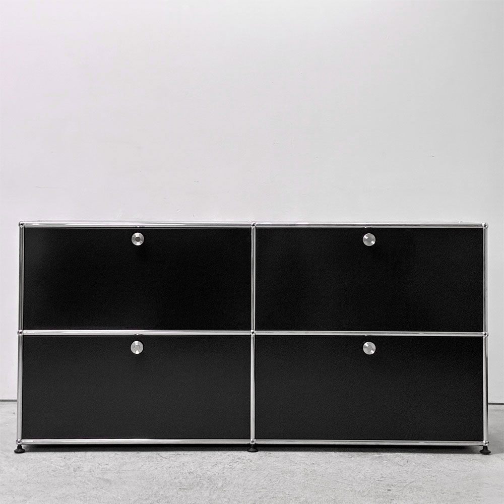 ユーエスエムハラー USMハラー USM Haller モジュラーファニチャー キャビネット シェルフ 2列2段 ドロップダウンドア×4 ブラック×ブルー W152㎝ 参考定価￥351,007- 展示品 ●