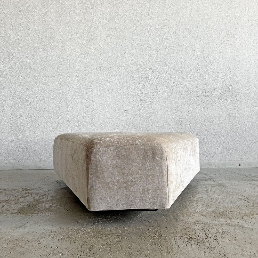 マスターウォール MASTERWAL コンポジット COMPOSIT SYSTEM SOFA システムソファ オットマン ファンシェイプ45° ファブリック ベージュ系 定価￥176,000-以上 〓