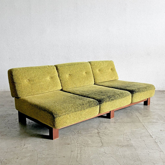 トラックファニチャー TRUCK FURNITURE ラウンジソファ 3シーター LOUNGE SOFA 3-SEATER 3人掛け ウォールナット無垢材 F-41 モスグリーン ブークレ 廃番色 参考定価￥328,900 現状品 〓