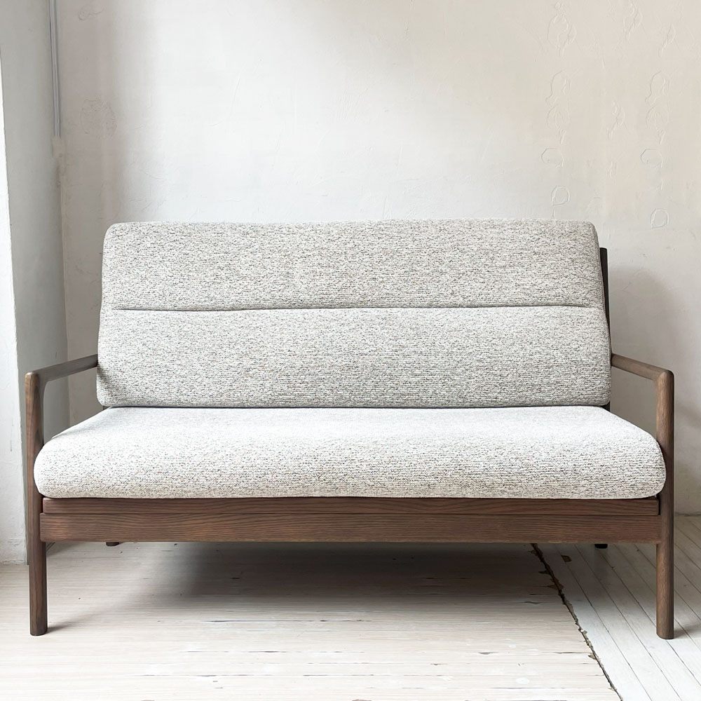 シラカワ家具 Shirakawa シフォン CHIFFON 2pソファ SL-2902 国産家具 北欧スタイル ナラ材 ハートブラウン コロラート生地 定価￥254,100- ★