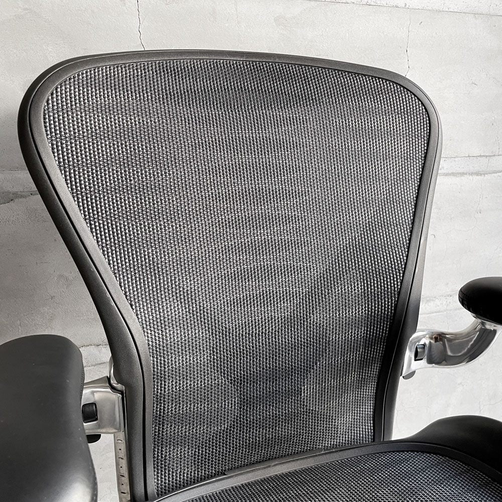 ハーマンミラー Herman Miller アーロンチェア タキシードメッシュ フル装備 Bサイズ ポスチャーフィット ポリッシュドアルミベース レザーアーム バナナクッション新品 ♪