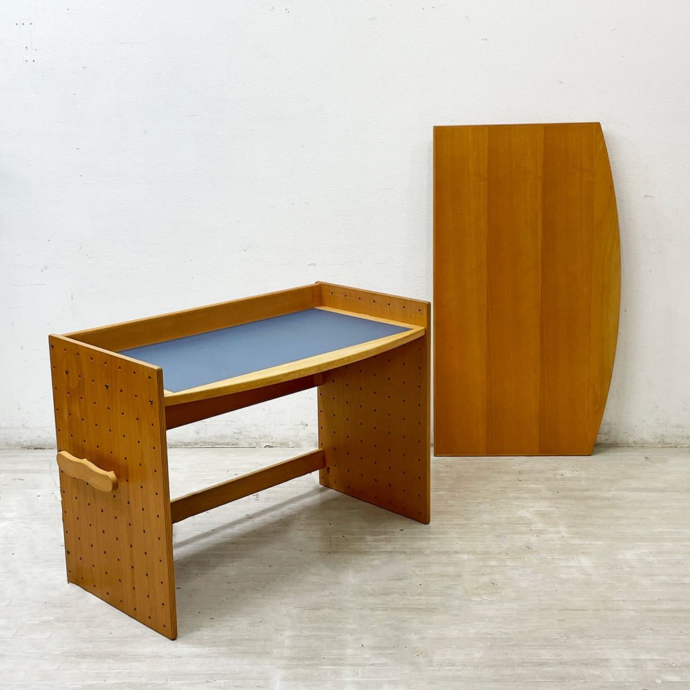 フォルミオプラス Formio+ KF-01 + 120cm 天板 デスク 勉強机 ビーチ材 フック付き 抽斗無し 阿久津雄一 デンマーク ●