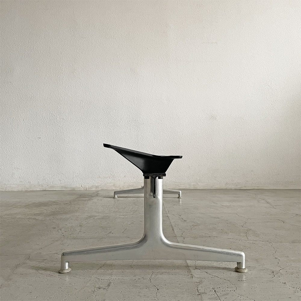 ハーマンミラー Herman Miller エアポートベンチ タンデムシート 4連ベース W197cm サイドシェル用 C&R イームズ ビンテージ 〓