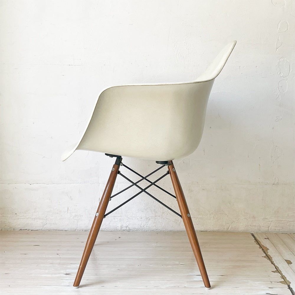 ハーマンミラー Herman Miller アームシェルチェア セカンド 2nd ビンテージ FRP ダヴェルベース パーチメント イームズ ミッドセンチュリー ★