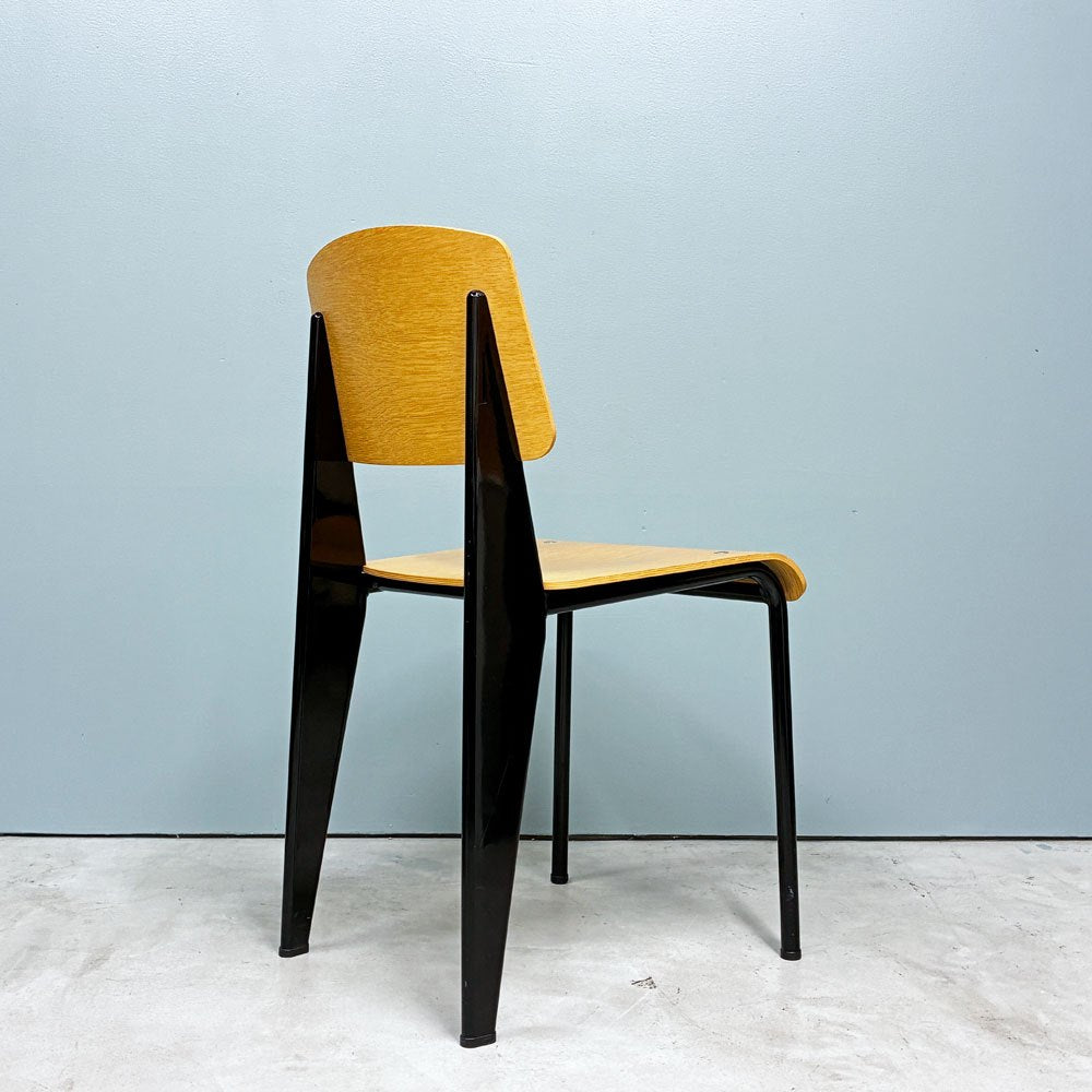 ヴィトラ vitra スタンダードチェア Standard chair ナチュラルオーク×ディープブラック ジャン・プルーヴェ Jean Prouve 名作椅子 定価￥138,600 ◎