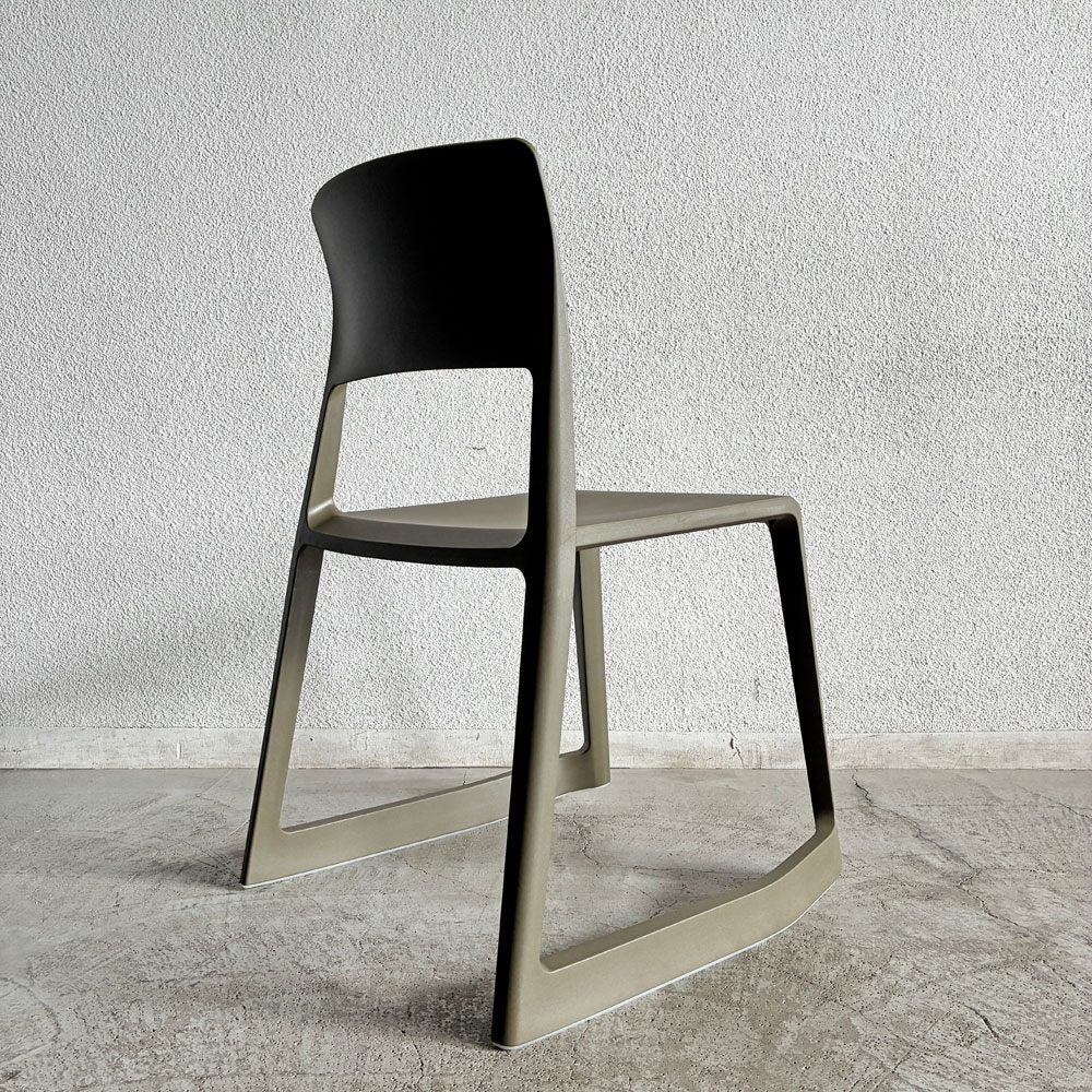 ヴィトラ Vitra ティプトン Tip Ton ワークチェア ダイニングチェア デスクチェア オリーブ スタッキング チルト機能 現行定価￥47,300- 未使用保管品 C 〓