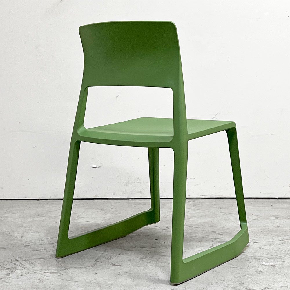 ヴィトラ Vitra ティプトン Tip Ton ワークチェア ダイニングチェア デスクチェア インダストリアルグリーン スタッキング チルト機能 定価￥40.700- ●