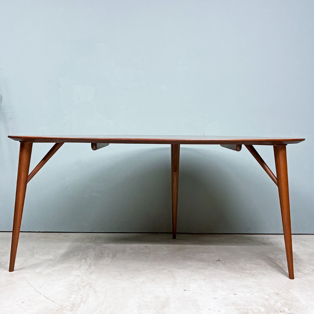 アクタス ACTUS クラウム KULAUM ダイニングテーブル 3本脚 ウォールナット無垢材 日進木工 NISSIN 定価￥358,600- ◎