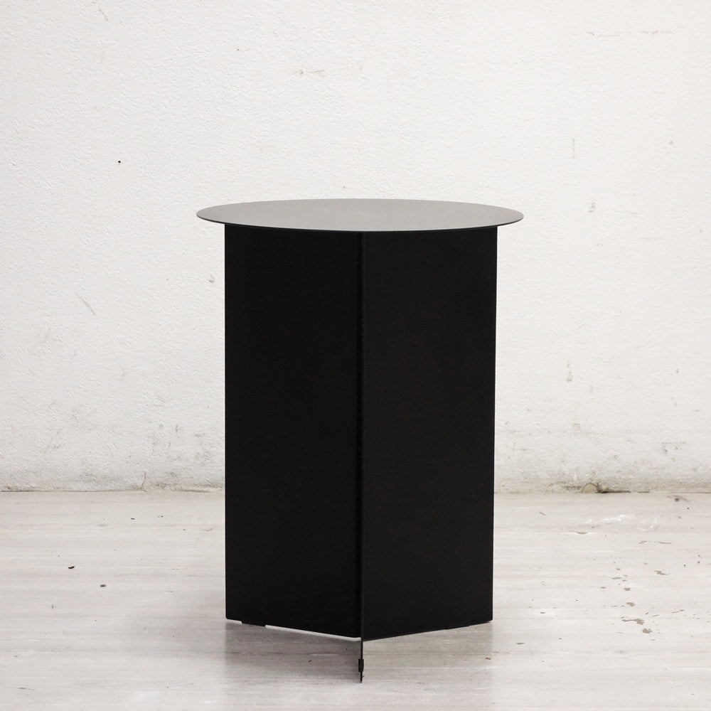 ヘイ HAY スリットテーブル ハイ SLIT TABLE HIGH Φ35cm H47cm サイドテーブル スチール ブラック 粉体塗装 ミニマル モダン デンマーク 北欧 ●