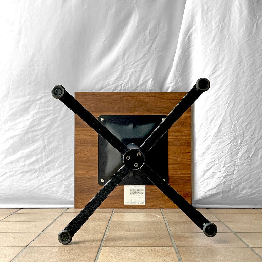 スモールカフェテーブル アイアンベース 木製天板 ウォールナットカラー W50×D50cm ◇