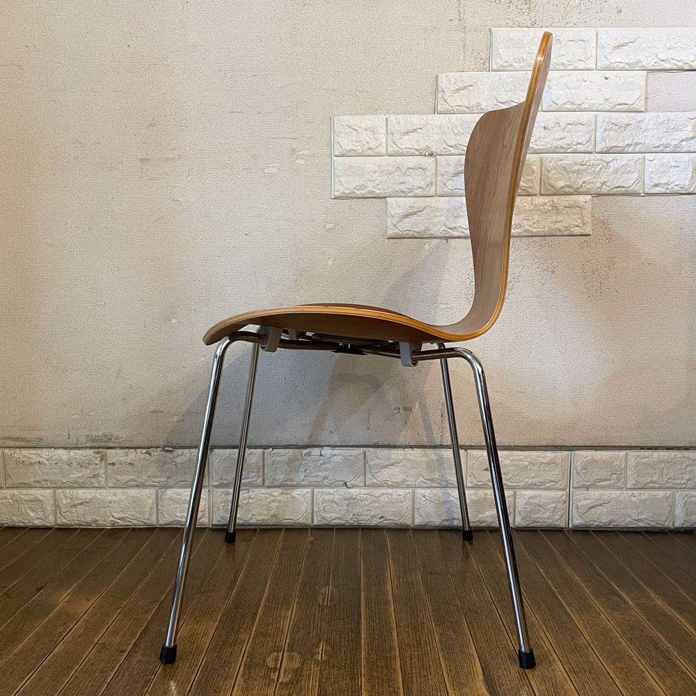 フリッツハンセン Fritz Hansen セブンチェア Seven Chair ダイニングチェア アルネヤコブセン Arne Jacobsen ウォールナット材 北欧家具 B ◎