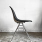 ハーマンミラー Herman Miller モダンファニチャーセールス サイドシェルチェア FRP製 ナウガレザー ワイドマウント スタッキングベース ダークグレー×パーチメント C&R イームズ ビンテージ ■
