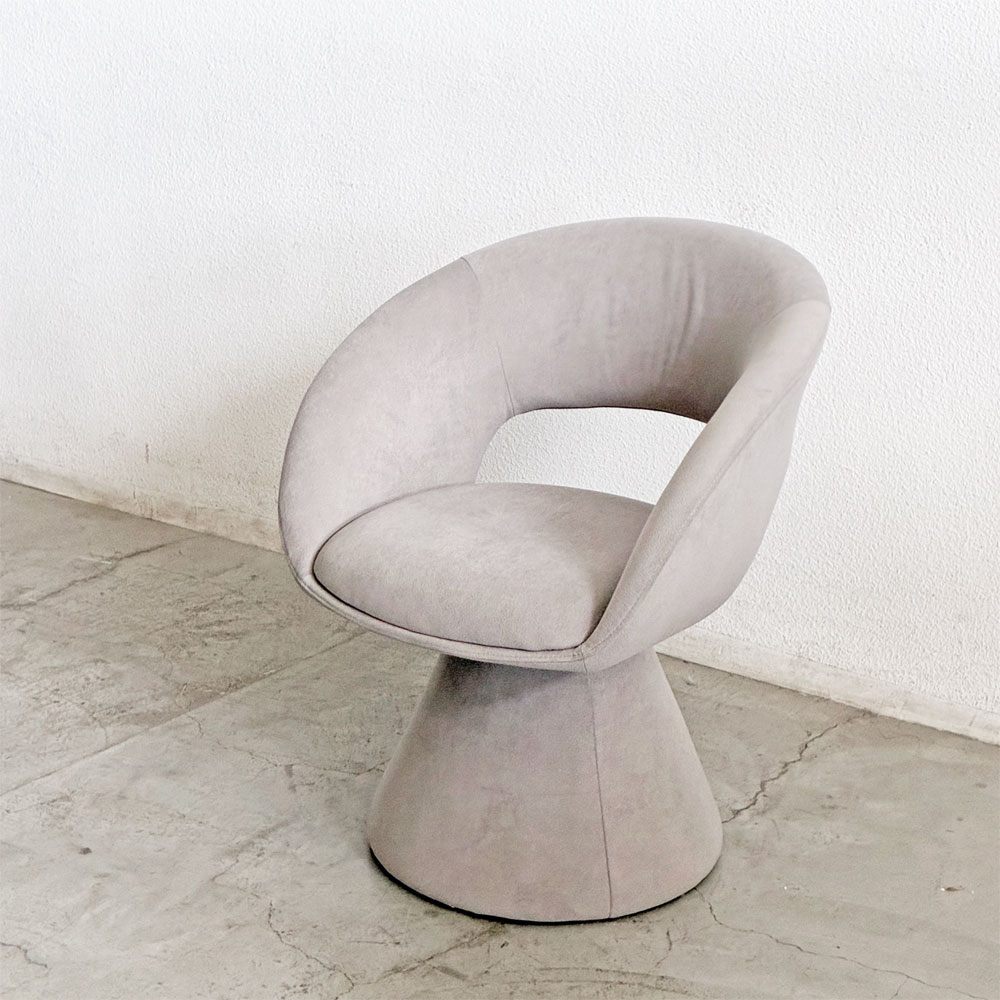モーダエンカーサ moda en casa エアロチェア AERO chair ダイニングチェア 回転式 elephant 参考定価￥41,800- A 〓