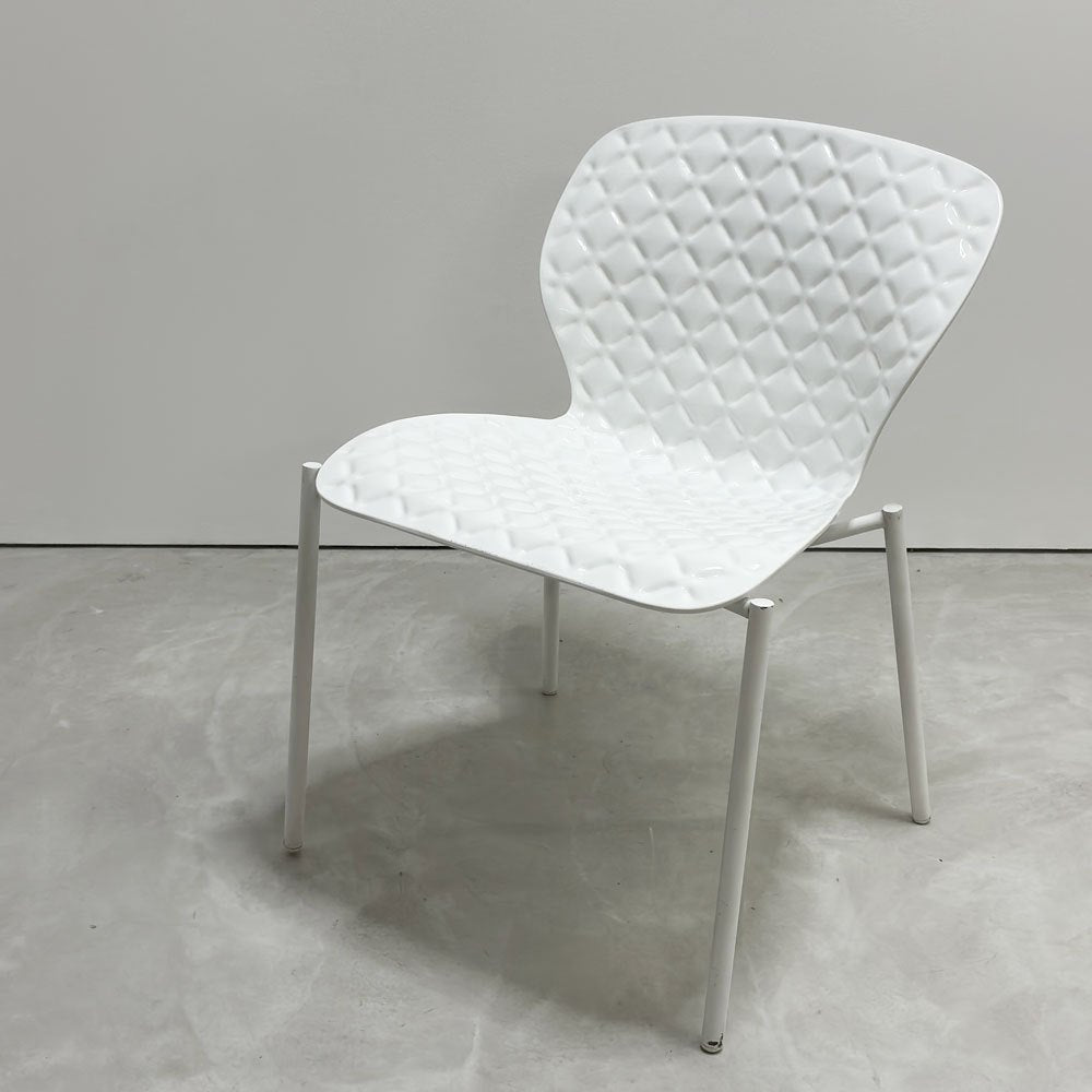 デパドヴァ De Padova ラベンハム LAVENHAM スタッキングチェア ホワイト パトリシア・ウルキオラ A ●