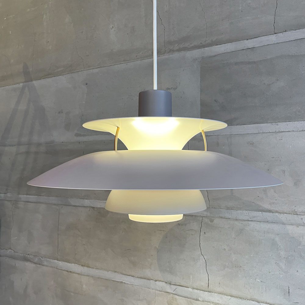 ルイスポールセン Louis Poulsen PH5 グレーグラデーション ペンダントライト ポール・ヘニングセン 北欧 デンマーク 名作照明 箱付き 新品未使用 ♪