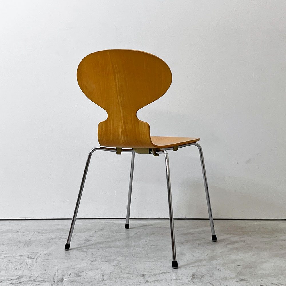 フリッツハンセン Fritz Hansen 3101 アリンコチェア アントチェア 4本脚 ナチュラルビーチ ラッカー仕上げ フェルトグライズ アルネ・ヤコブセン B ●