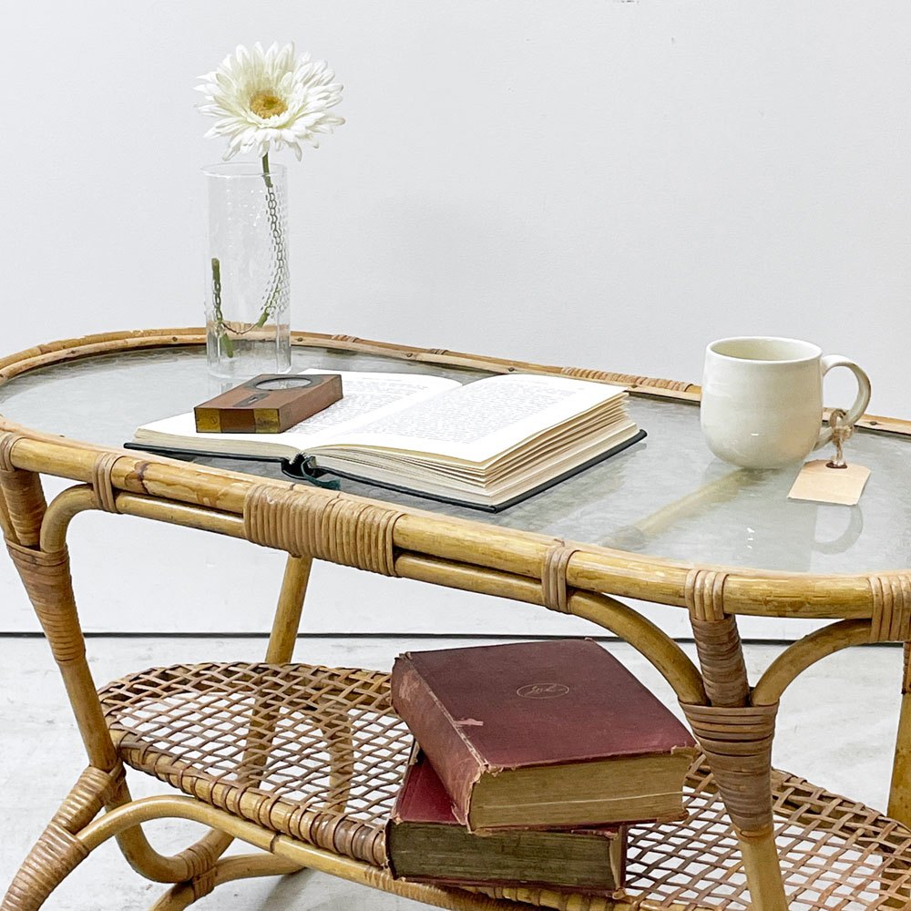 UKビンテージ Vintage ガラストップ ラタン コーヒーテーブル オーバル エッチングガラス ラック付き アンティーク 英国家具 ●