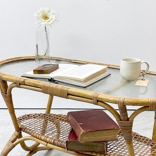 UKビンテージ Vintage ガラストップ ラタン コーヒーテーブル オーバル エッチングガラス ラック付き アンティーク 英国家具 ●