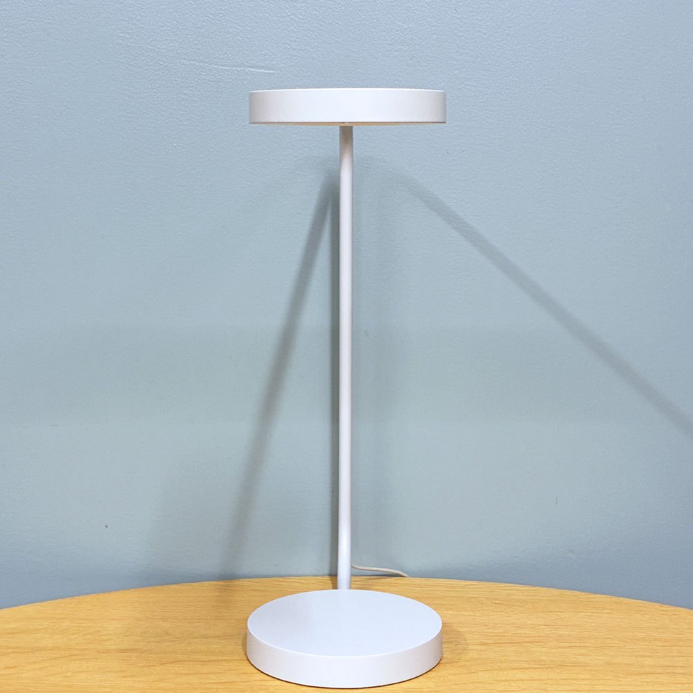 イケア IKEA ヘイ HAY コラボレーション イッペルリグ YPPERLIG イッペルリグ LEDフロアランプ ヘッド360°回転可能 廃盤 ◎