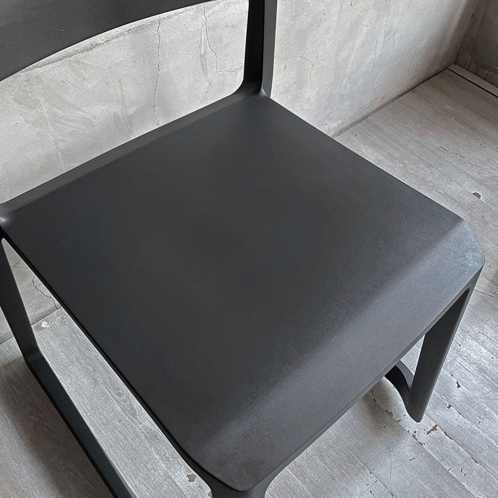 ヴィトラ Vitra ティプトン Tip Ton ワークチェア ダイニングチェア デスクチェア ブラック スタッキング チルト機能 定価￥47,300- ♪