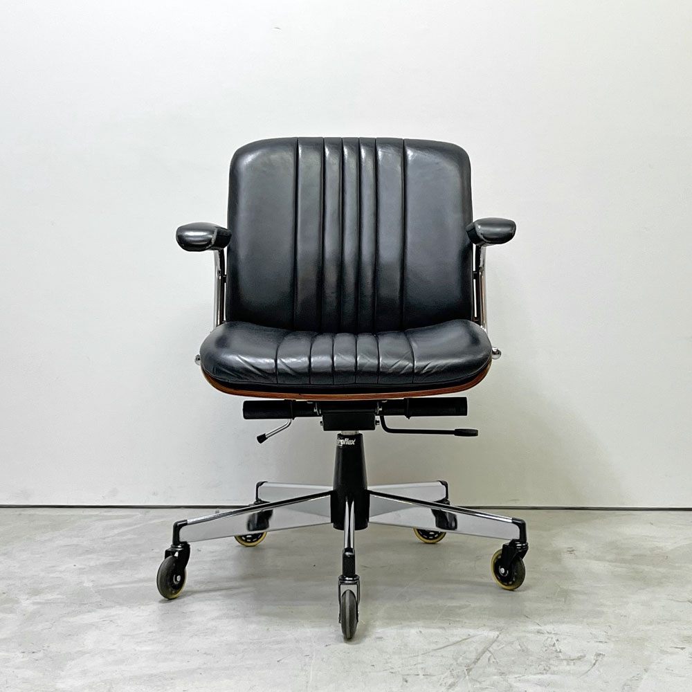 ジロフレックス giroflex ミドルバックアームチェア 83 ブラサ BRASA デスクチェア レザー プライウッド スイス ミッドセンチュリー ●