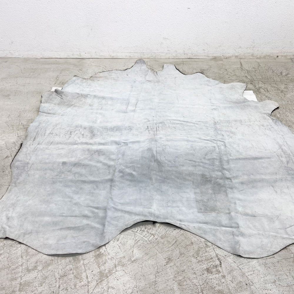 大判 カウラグ 牛革 カーペット ラグマット 毛皮 ハラコ 敷物 ダークブラウン  〓