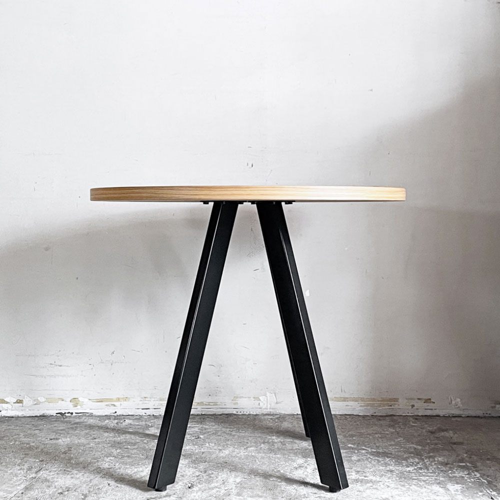 かなでもの KANADEMONO ザ・カフェテーブル THE CAFE TABLE Black Steel 4pin ラウンド Φ80cm リノリウム天板 ■