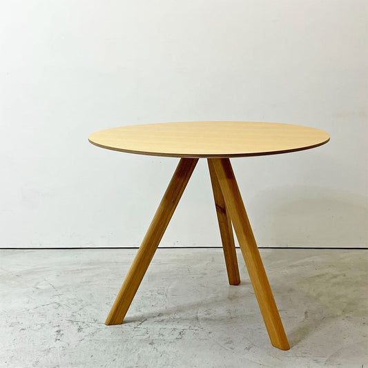 ヘイ HAY CPH 20 ラウンドテーブル ダイニングテーブル Φ90cm オーク材  木天板 ウォーターラッカー ロナン＆エルワン・ブルレック デンマーク 北欧家具 定価￥181,500- ●