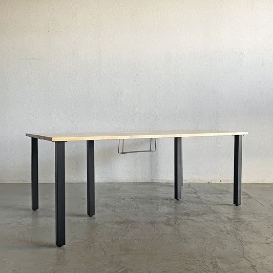 かなでもの KANADEMONO ザ・テーブル THE TABLE Black Steel デスク W180×D100cm ラバーウッド ナチュラル 配線トレー付 定価￥124,000- 〓
