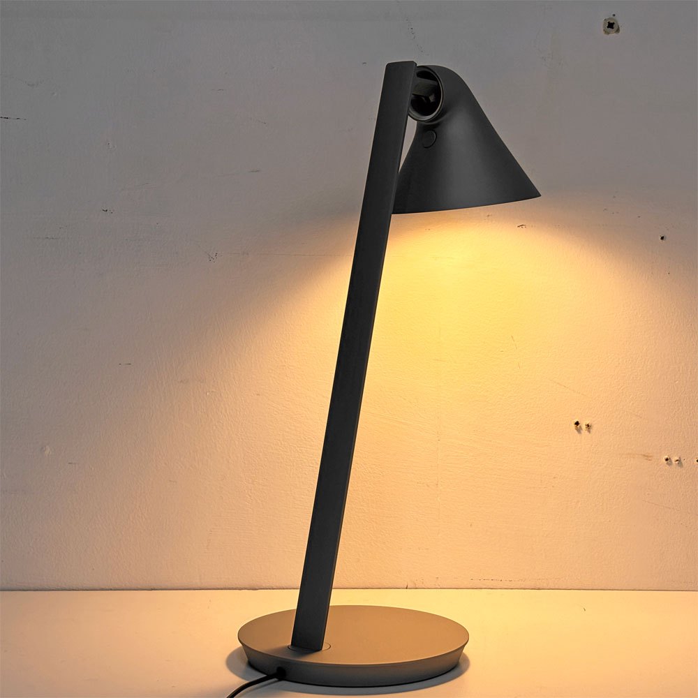 ルイスポールセン louis poulsen NJP Mini Table ミニテーブル スタンドライト ライトアルミグレー 佐藤オオキ 北欧照明 LED一体型 定価￥92,400- ●