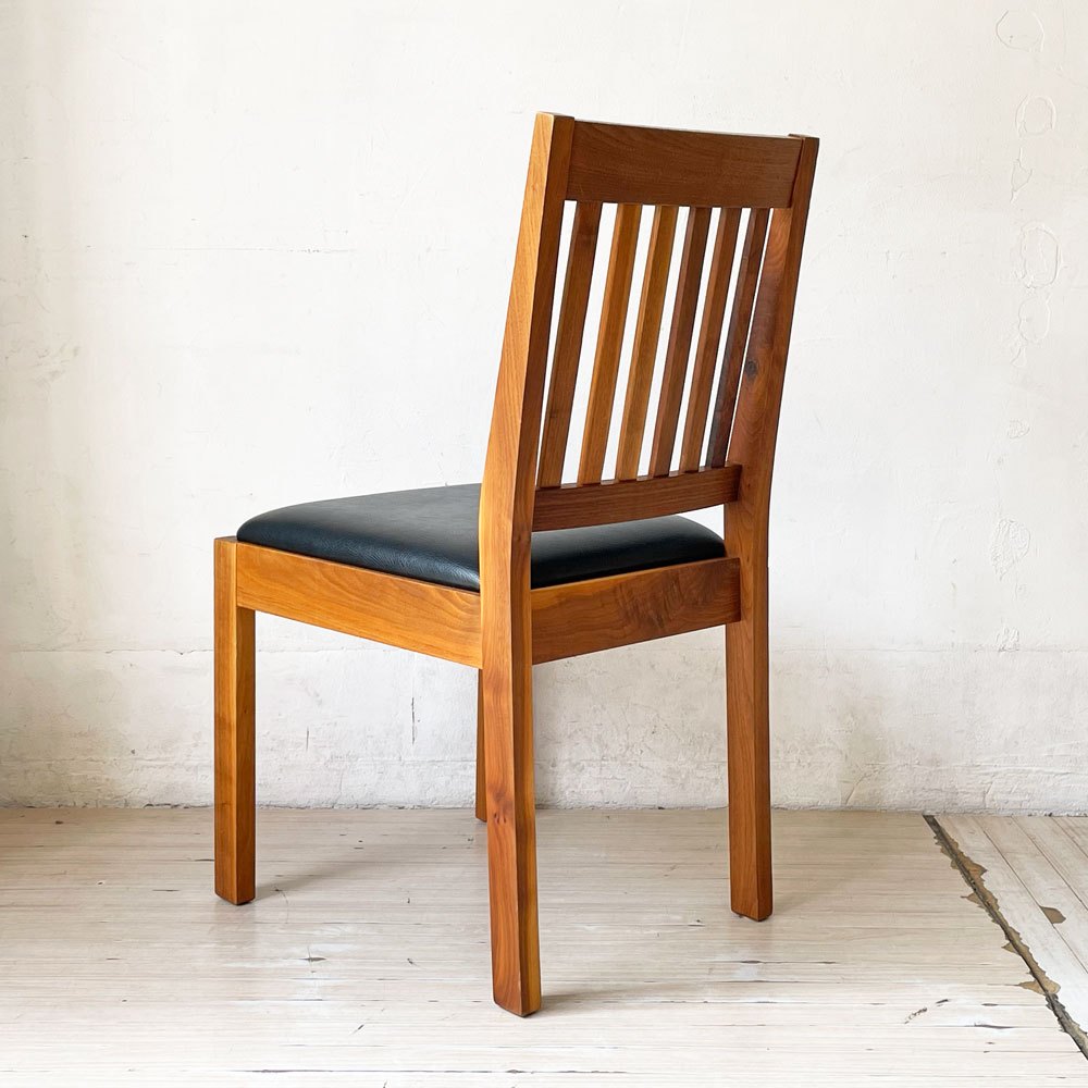 レグナテック LEGNATEC リーヴス Leaves ダイニングチェア ウォールナット無垢材 PVCレザー ブラック ￥52,800- B ★