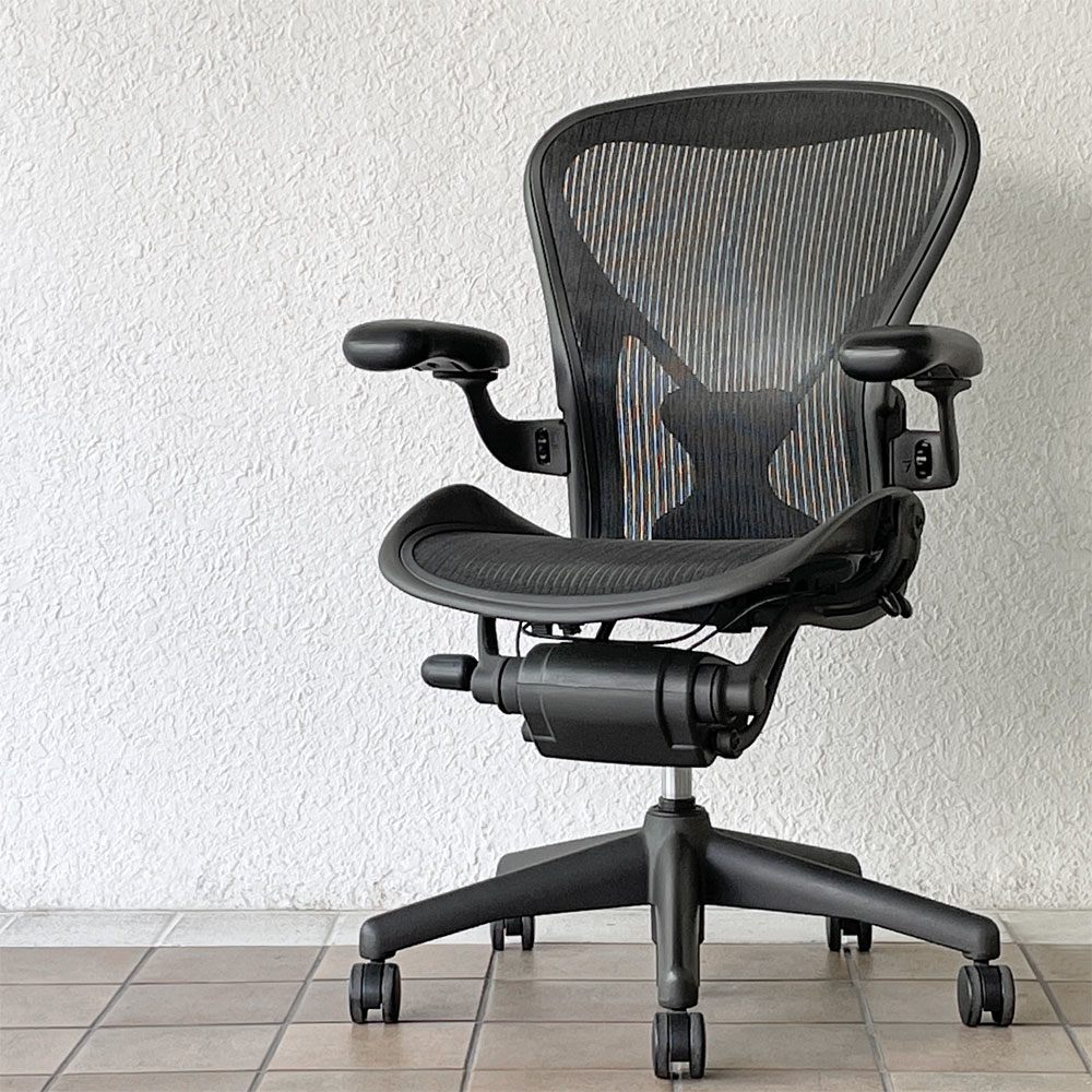 ハーマンミラー Herman Miller アーロンチェア クラシック Bサイズ ポスチャーフィット フル装備 グラファイトベース デスクチェア オフィスチェア ◇