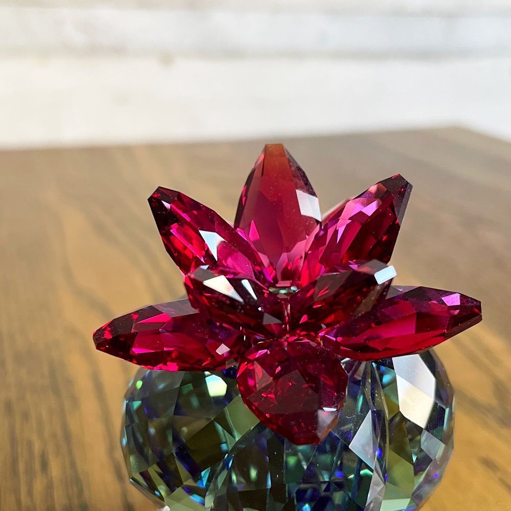 スワロフスキー SWAROVSKI クリスタルフラワーズ Crystal Flowers サボテン ボルドー 花 クリスタルガラス H8.6cm オブジェ アート ♪