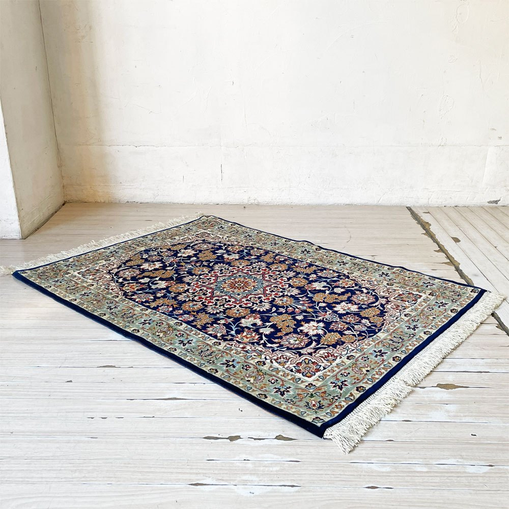イスファハン Esfahan ペルシャ絨毯 ラグ カーペット 95cm×70cm ウール（縦糸シルク） タグ付 イラン ★