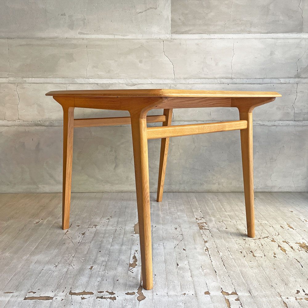 イデー IDEE イキ IKI ダイニングテーブル DINING TABLE 900 オーク材 ナチュラル 北欧スタイル 定価￥99,000- ♪