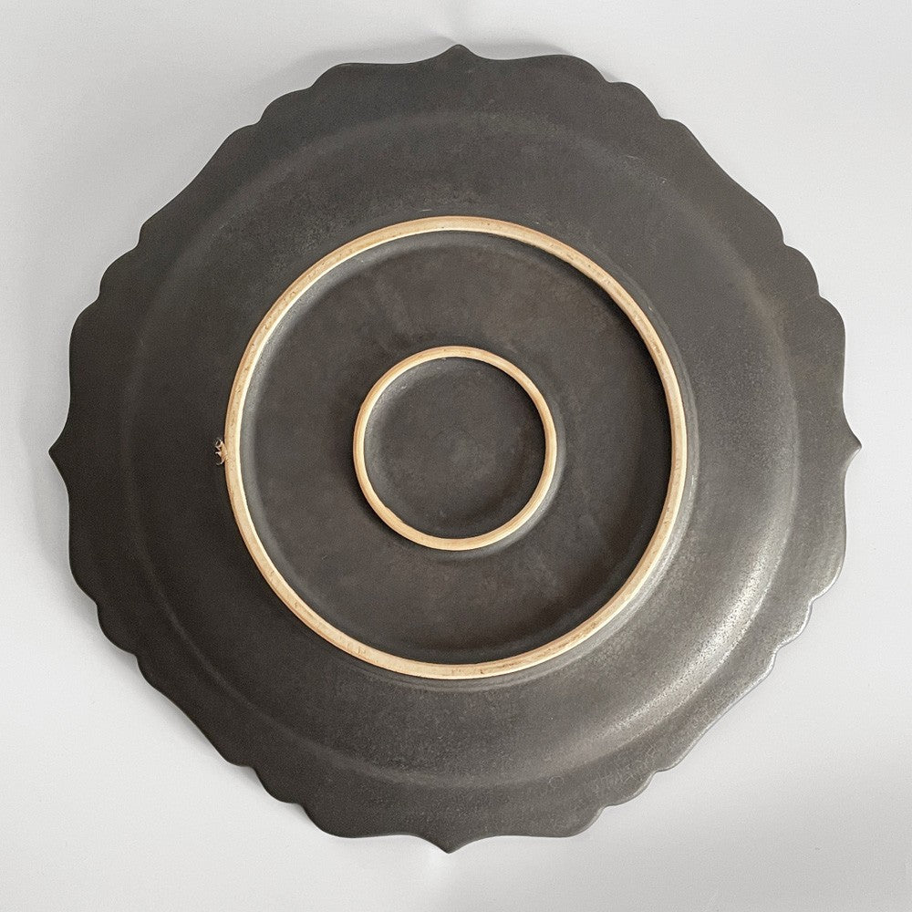 木下和美 輪花プレート 黒釉 磁器 26cm 現代作家 ■