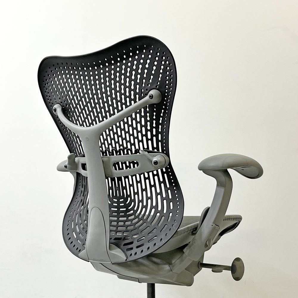 ハーマンミラー Herman Miller ミラチェア Mirra Chair オフィスチェア スタジオ7.5 Studio7.5 グレー 座面昇降 ●