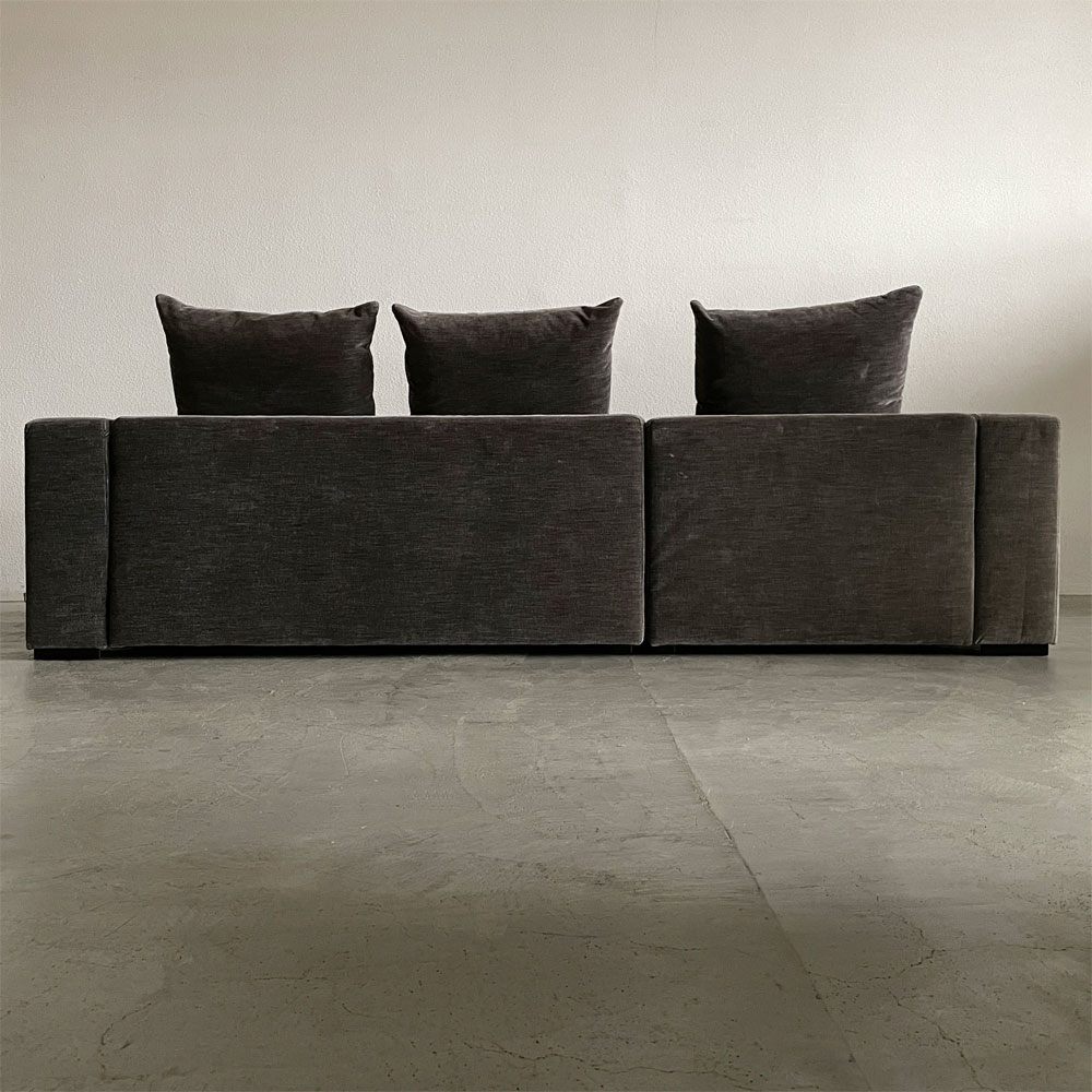 ボーコンセプト BoConcept セノーバ Cenova カウチソファ グレー系コーデュロイ生地 背座カバーリング仕様 W253cm クッション付属 デンマーク 北欧家具 参考価格約65万円 〓