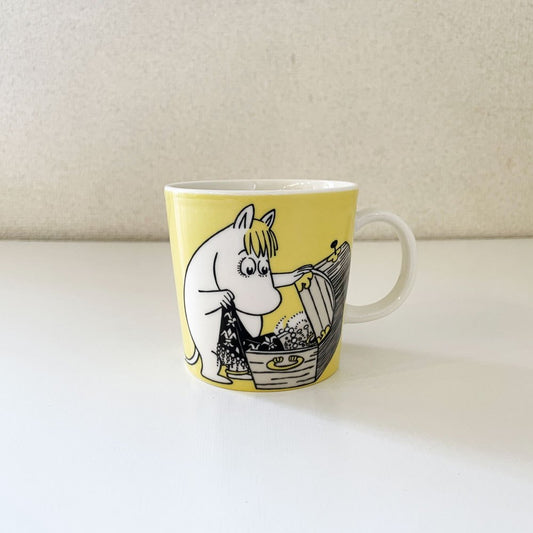 アラビア ARABIA ムーミンマグ MOOMIN スノークのお嬢さん フローレン イエロー 2001-12年 フィンランド 北欧食器 旧ロゴ 廃番 ◎