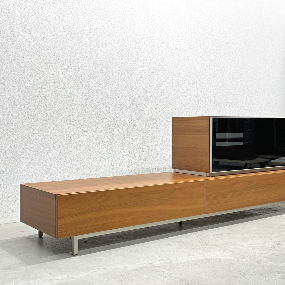 ボーコンセプト BoConcept ボラーニ Volani AVボード テレビボード スライド式 ウォールナット材 モダン ナチュラル 〓