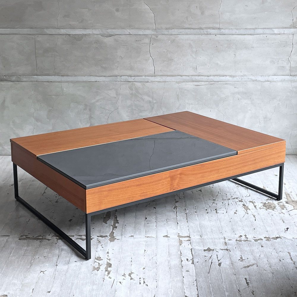ボーコンセプト BoConcept シヴァ Chiva コーヒーテーブル ガラス×ウォールナット 天板リフトアップ 収納スペース付 オッカ OCCA 北欧モダン デンマーク ♪