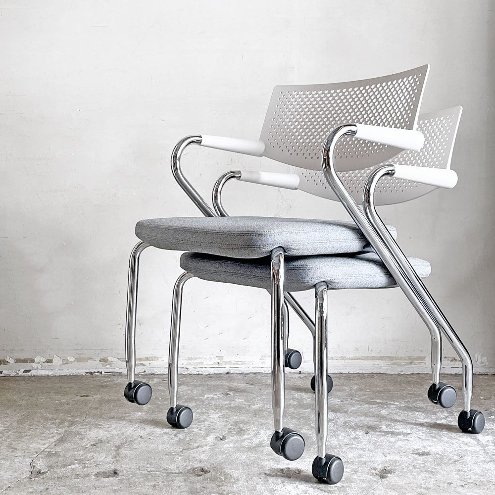 ヴィトラ vitra ビザロール Visaroll デスクチェア ミーティングチェア グレー系 ファブリック キャスターベース スタッキング アントニオ・チッテリオ A ■