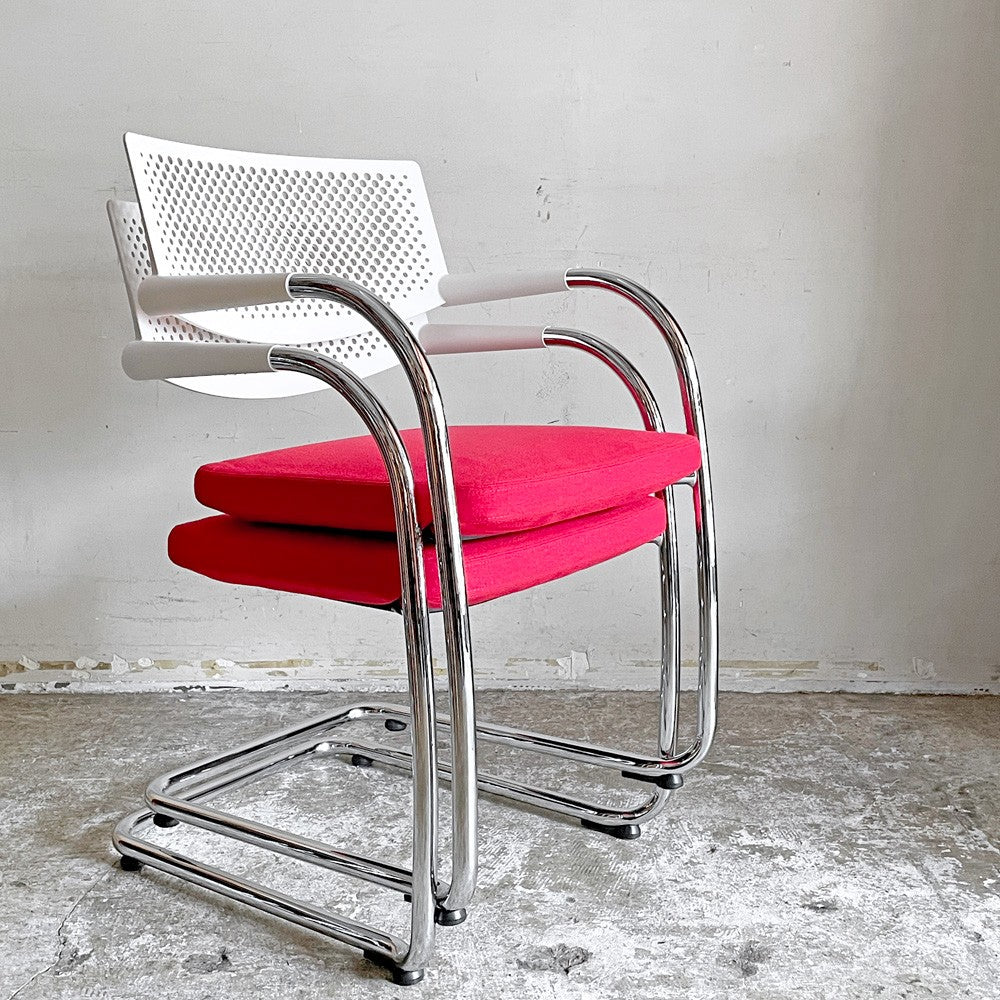 ヴィトラ vitra ビザビ2 Visavis2 アームチェア デスクチェア ホワイト/レッド系 カンティレバー スタッキング可能 アントニオ・チッテリオ B ■