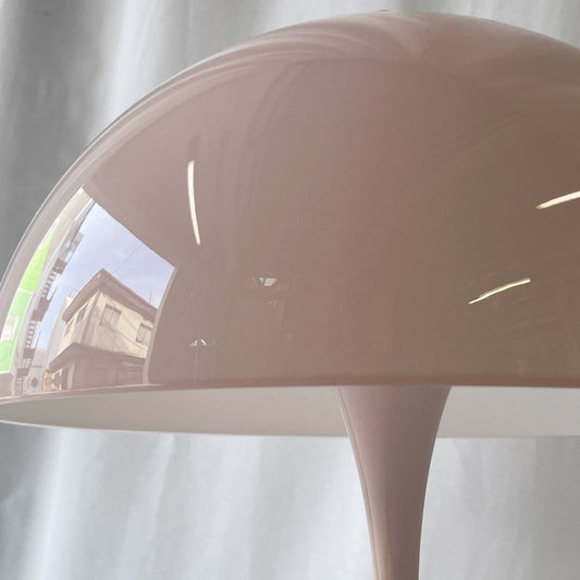 ルイスポールセン louis poulsen パンテラ250 テーブル 卓上照明 テーブルランプ ペールローズ ヴェルナーパントン Verner Panton 箱付き 定価82,500円 未使用品 ◇