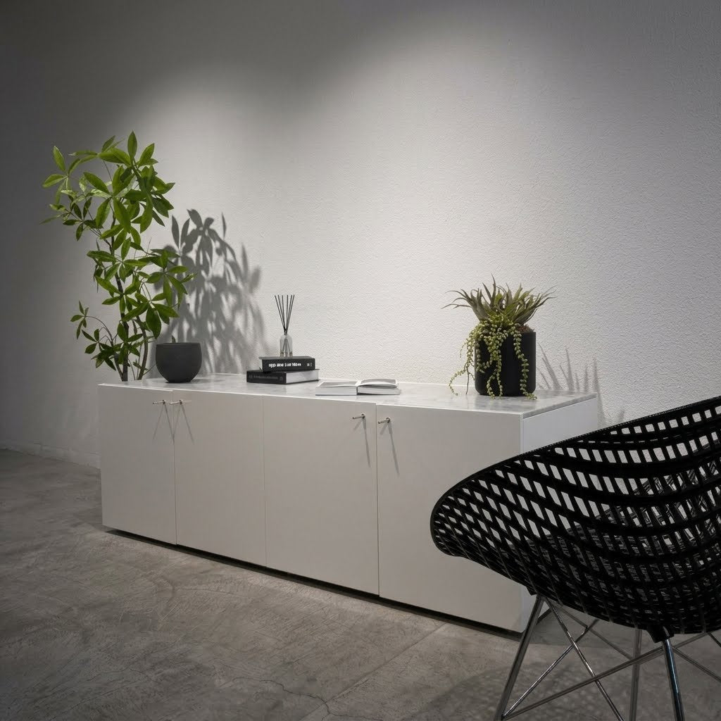 カッシーナ・イクスシー Cassina IXC. #256 フラット キャビネット FLAT Cabinet 4枚扉 サイドボード TYPE-E 大理石天板 × グロッシーホワイト ピエロ・リッソーニ デザイン 参考上代 約84万円の品 〓