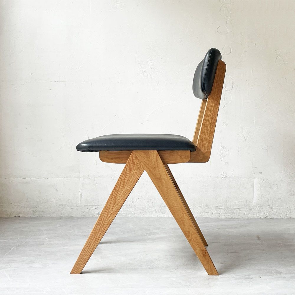 ドアーズリビングプロダクツ DOORS LIVING PRODUCTS ボシー BOTHY Mountain Leg Chair ダイニングチェア PVCレザー オーク無垢材 コンパスレッグ ★