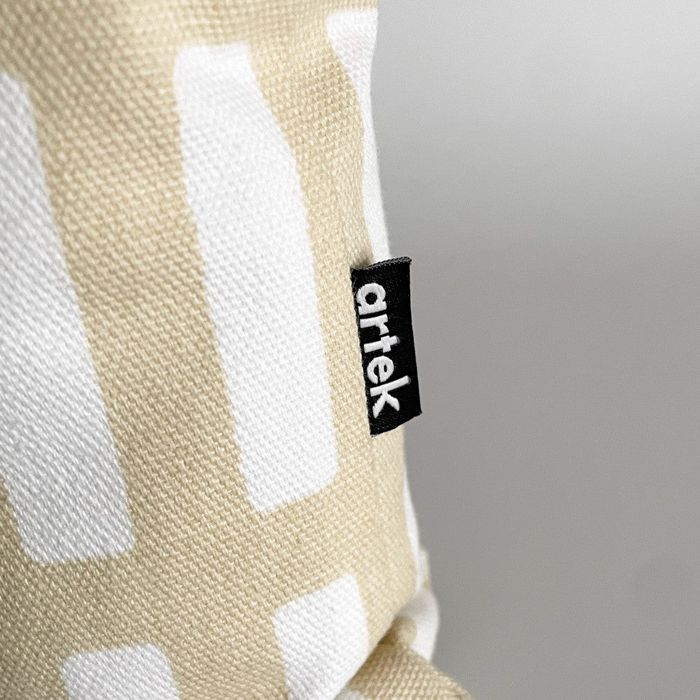 アルテック artek シエナ クッションカバー Siena Cushion Cover サンド × ホワイト インナークッション付 W40×D40 北欧雑貨 デンマーク ■