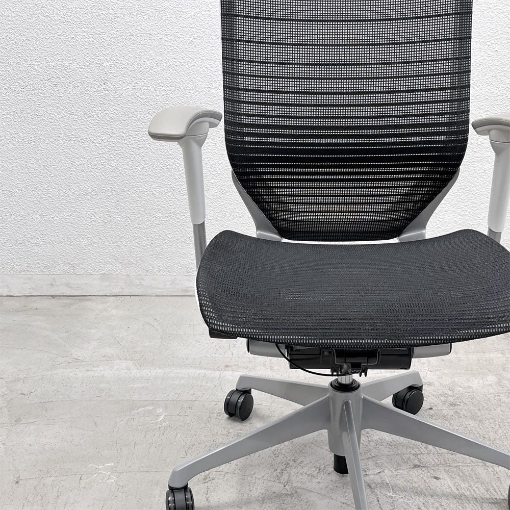 オカムラ okamura バロンチェア Baron Chair CP87BW エクストラハイバック オフィスチェア 固定ヘッドレスト アジャストアーム ジョルジェット・ジウジアーロ 〓