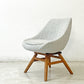 モモナチュラル Momo Natural モールドラウンドチェア MOLD ROUND M-ROUND CHAIR EM ダイニングチェア 回転式 オーク材 カバーリング仕様 定価￥49,000- ●